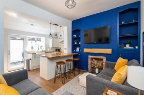 Pass the Keys Stylish Terrace with Free Parking Within City Bar Walls